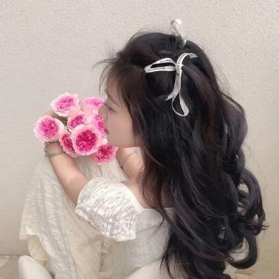 怪兽与女孩